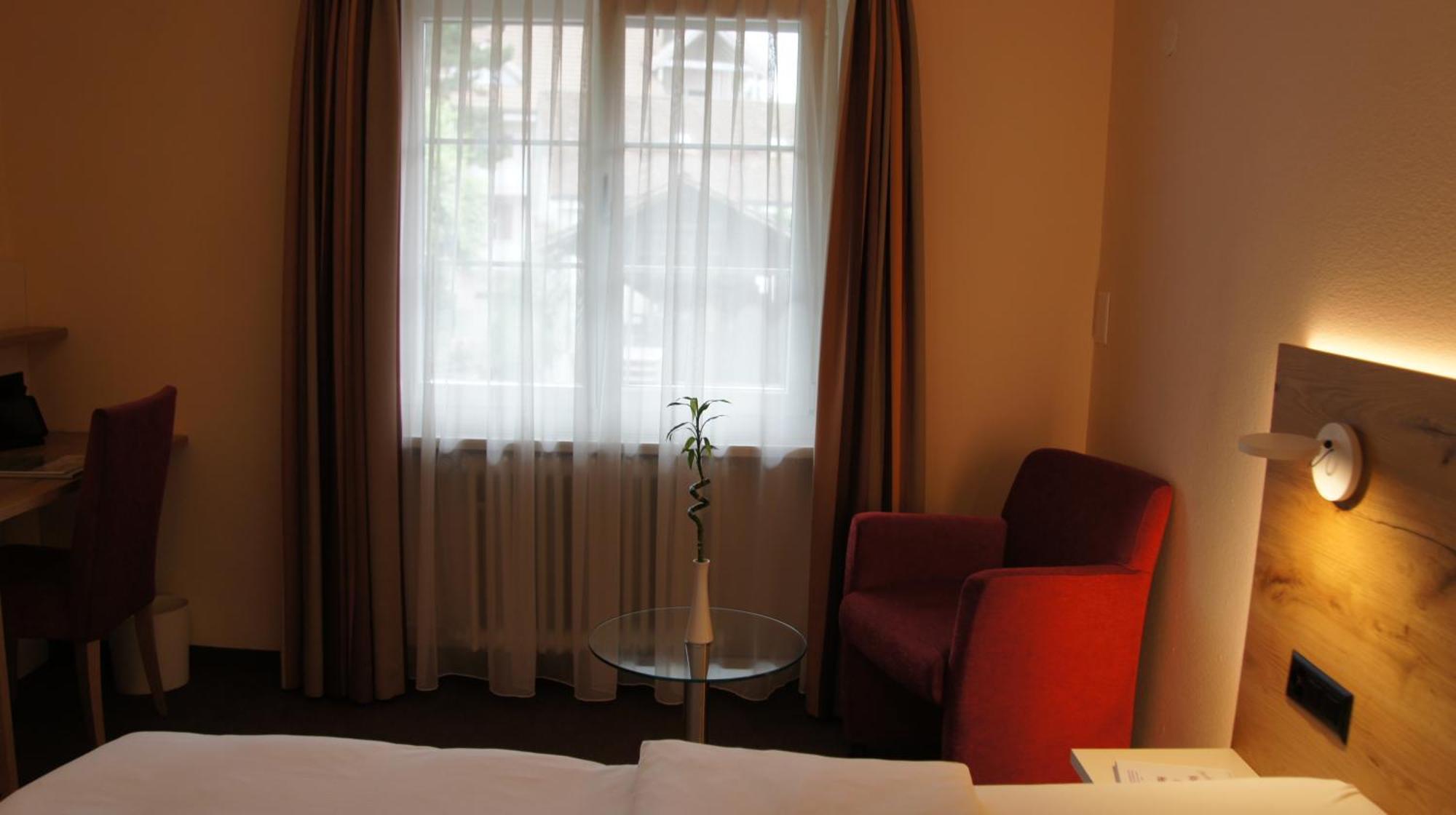 Ochsen Lenzburg Hotel Bagian luar foto
