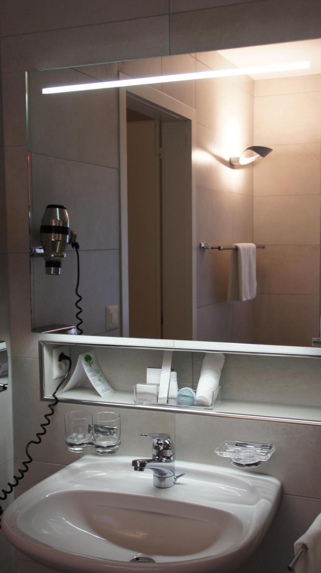 Ochsen Lenzburg Hotel Bagian luar foto