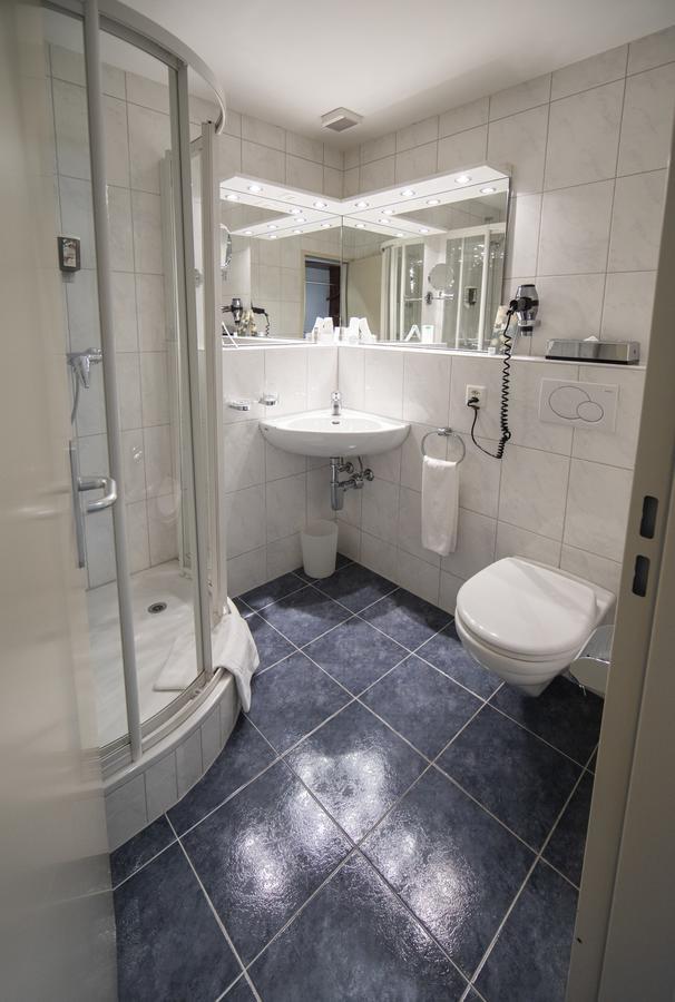 Ochsen Lenzburg Hotel Bagian luar foto
